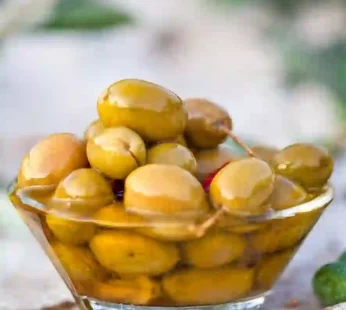 Green Olives Palestinian Bean with Oil 850gm